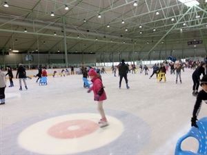 Schoolschaatsen met HIJC en HengeloSport